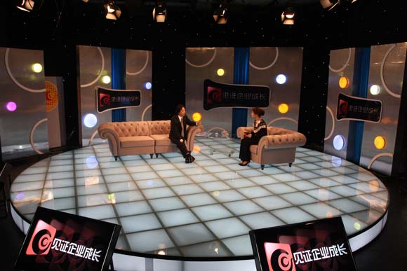 銀通王總cctv央視網(wǎng)見證企業(yè)成長高端訪談劇照