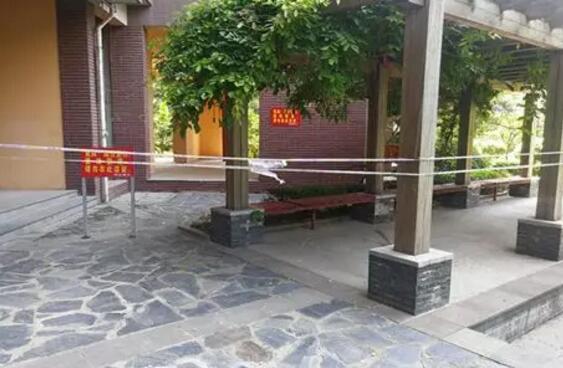 外墻脫落 —— 懸在我們頭頂的劍